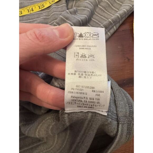 PATAGONIA Striped Fleece Pull Over Kids XXL Base Layer 1/4 Zip Mock Neck Gray - Picture 10 of 13